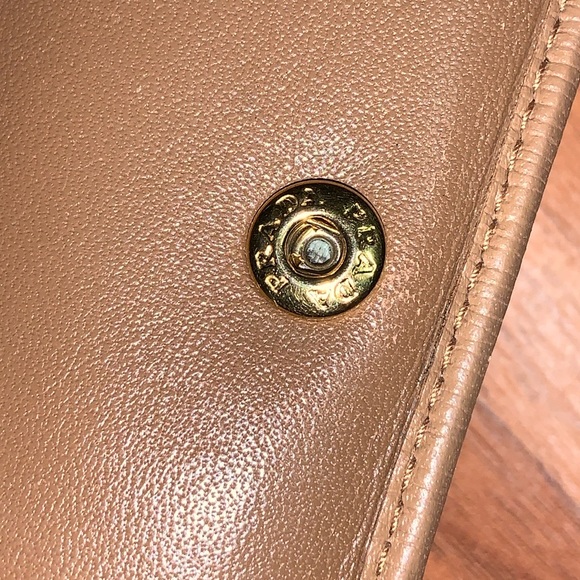 Authentic Prada Soft Calfskin Vitello Move Wallet with Authenticity Card - Picture 8 of 16